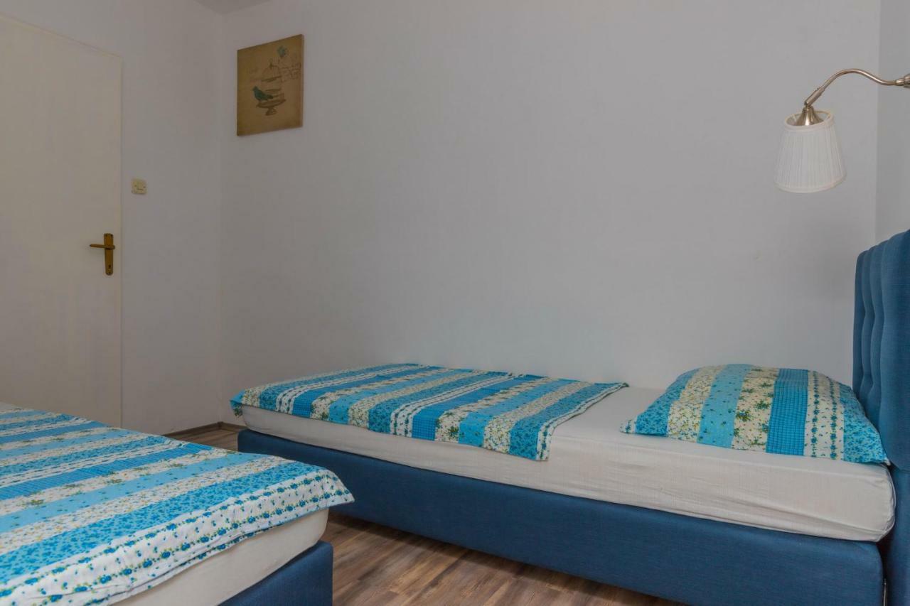 Apartments Maris Crikvenica Εξωτερικό φωτογραφία